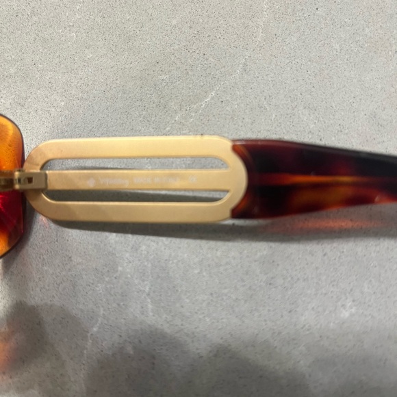 Designer sunglasses by Egon Von Furstenberg made in Italy - Picture 8 of 10